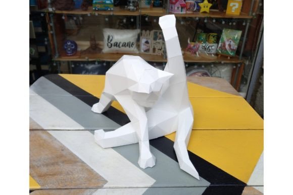 3D Papercraft Licking Cat: A Unique DIY Project for Cat Lovers